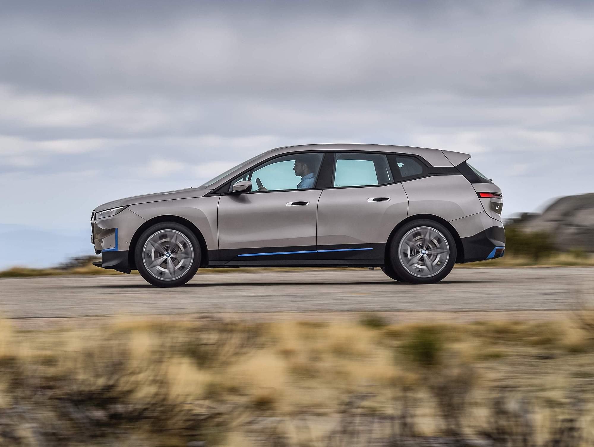 The_first_BMW_iX_On Location_2