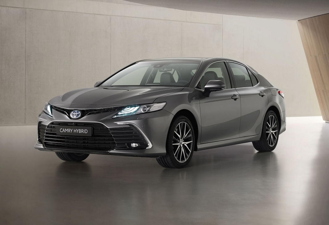 Toyota Camry hybrid1 (3)