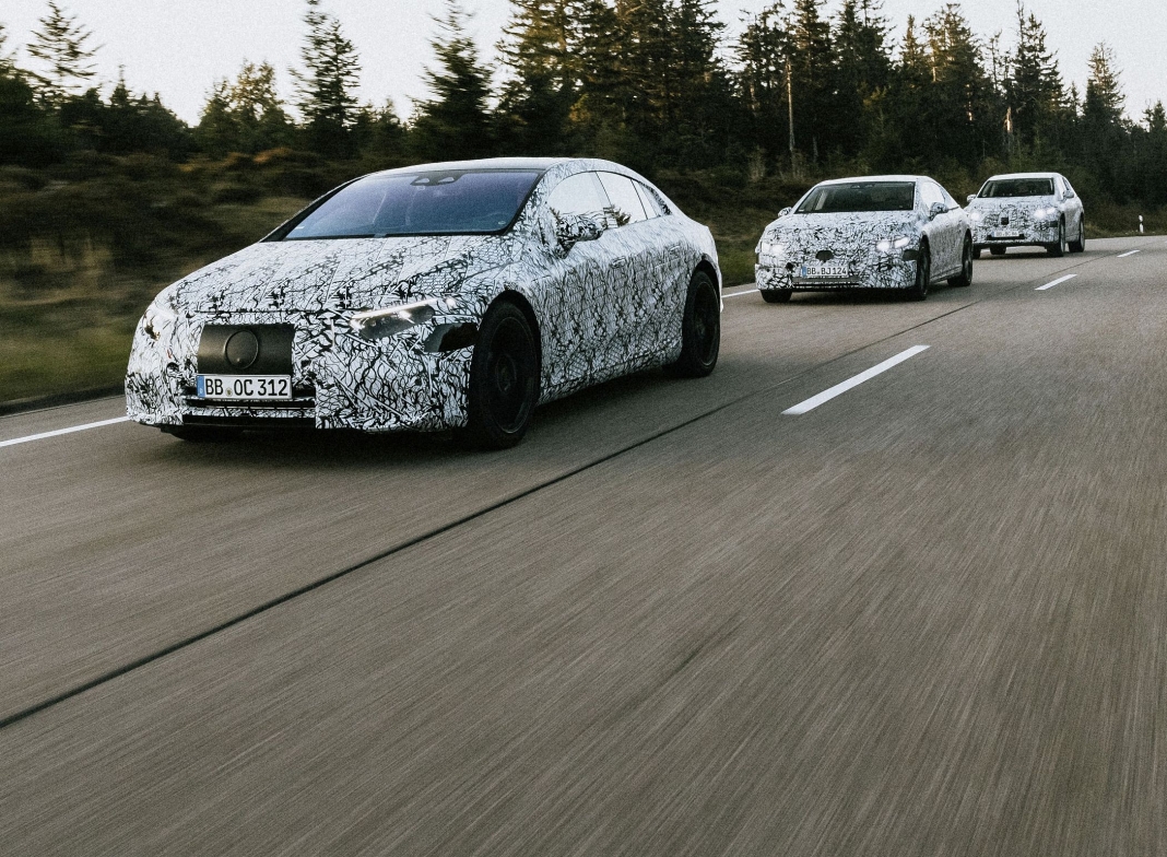EQS kommt 2021 und ist erstes Modell auf der neuen Elektroarchitektur: Sechs neue EQ Modelle: Mercedes-Benz erweitert Elektroauto-PortfolioEQS arrives in 2021 and is the first model built on the new electric architecture: Six new models from EQ: Mercedes