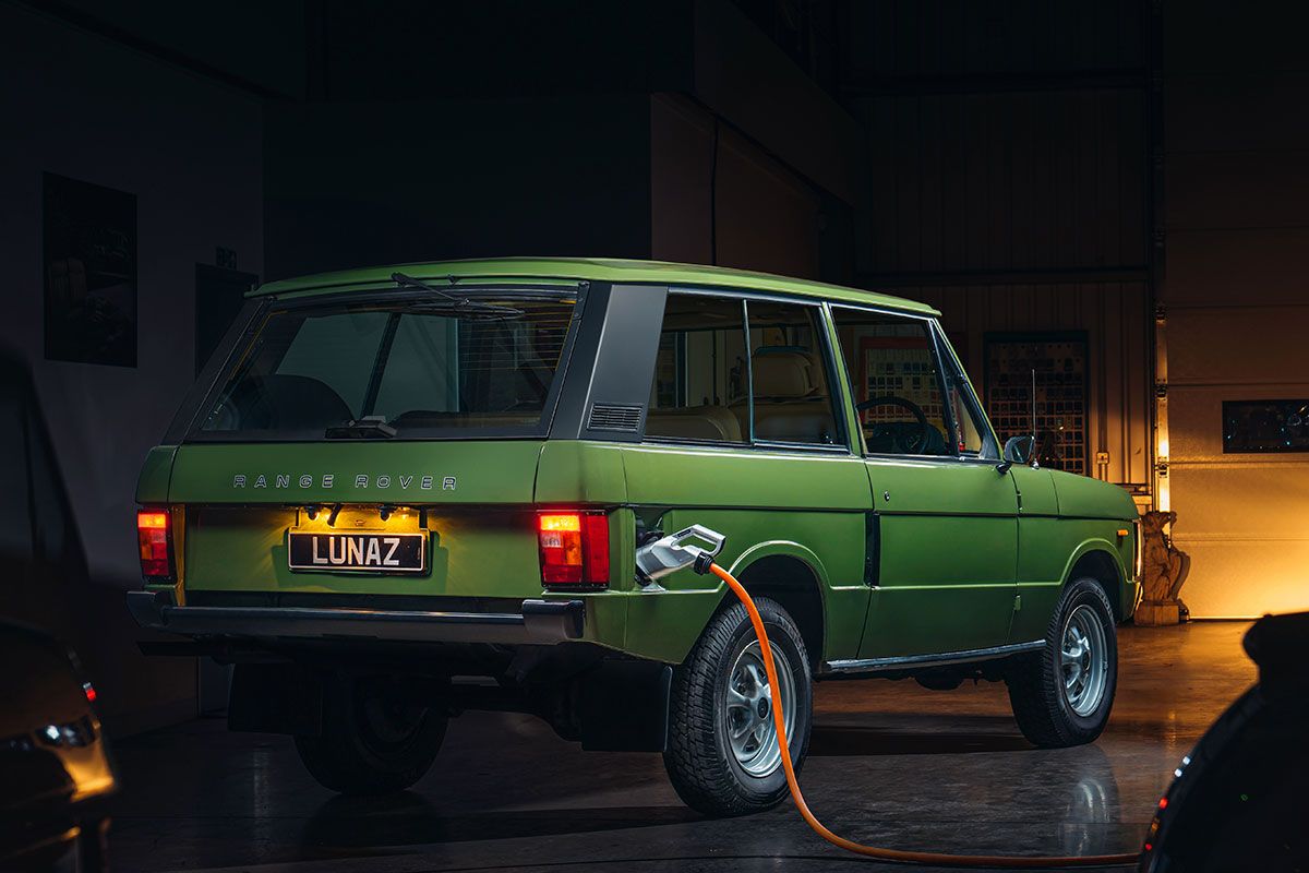 Range Rover original regressa elétrico por 270 mil euros