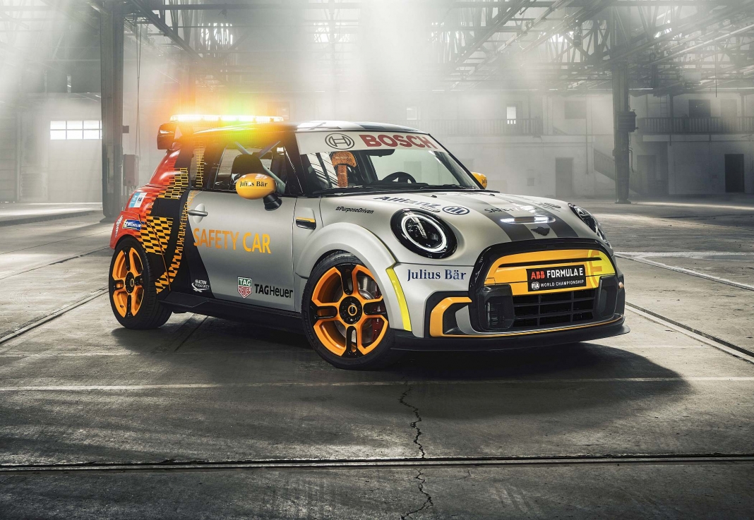 MINI Electric Pacesetter inspired by JCW_2021 (91)