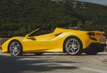 Teste Ferrari F8 Spider: Criatura maravilhosa