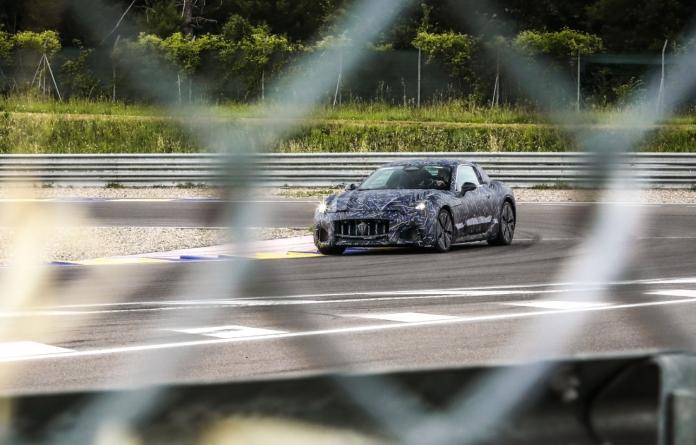 MaseratiGranTurismoPrototipo2021_frteacurvar