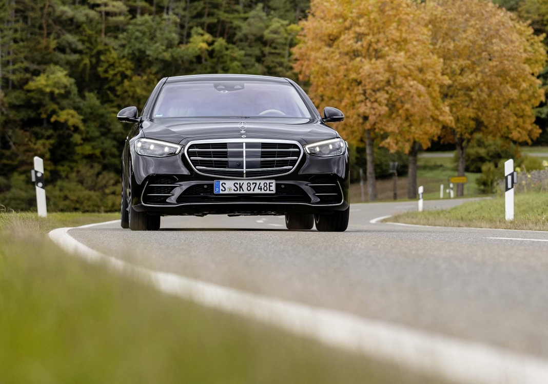 Verkaufsstart für die S-Klasse als Plug-in-HybridSales release for the S-Class as a plug-in hybrid