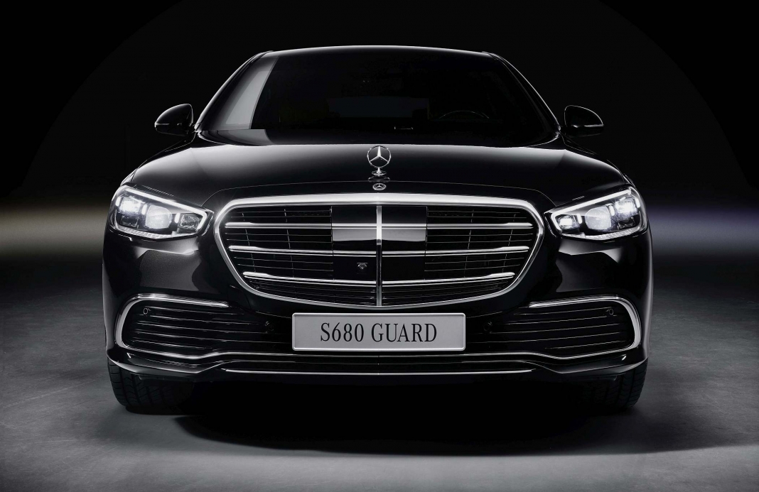 GUARD: Sonderschutzversion der neuen S-Klasse erstmals mit AllradantriebGUARD: special protection version of the new S-Class, for the first time with all-wheel drive