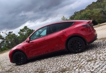Ao volante do Tesla Model Y: Promessa de sucesso