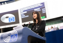 Bruxelas aprova limite de 30 km/h e pede à Comissão Europeia para legislar