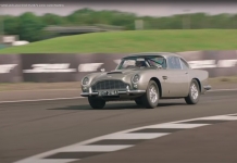 Pilotos de Formula 1 a canalizar o seu Bond interior