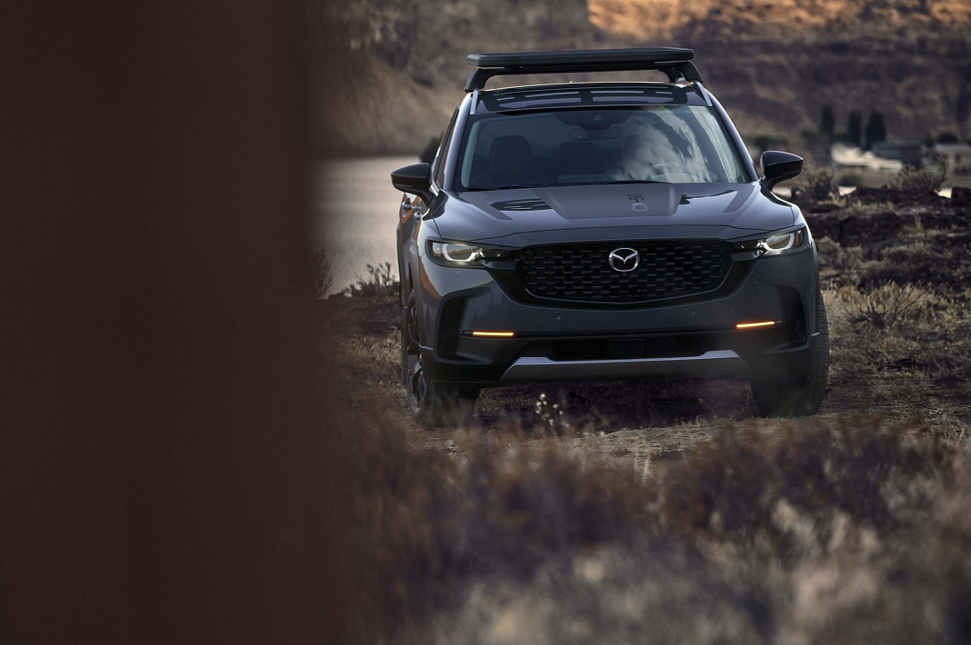 MazdaCX-50_02_PolymetalGray_2022 (9)
