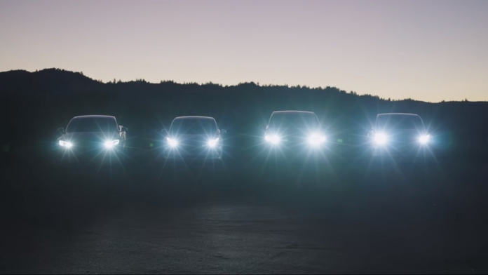 introducing-tesla-s-s3xy-light-show-a-special-treat-introduced-with-software-v110-177501_1