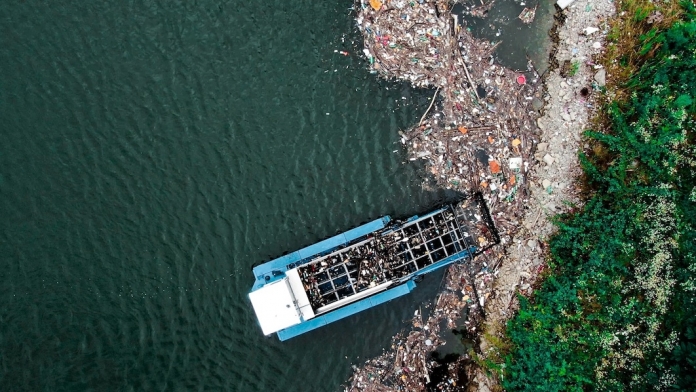 For a cleaner Danube: four strong partners start cleanup in Romania