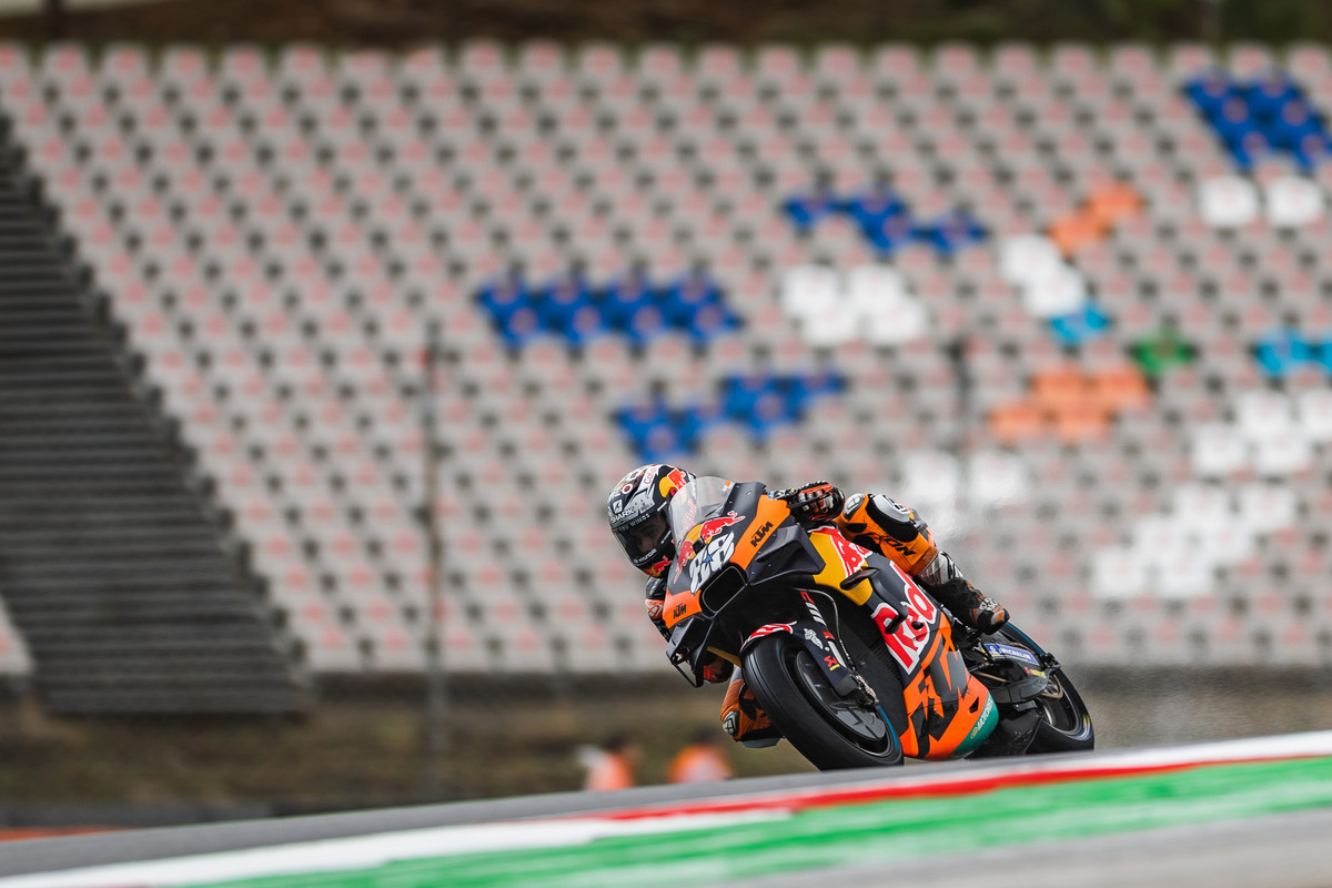 Miguel Oliveira termina Grande Prémio de Portugal de Moto GP em 5.º lugar.  Quartararo vence corrida