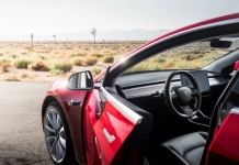 Hertz já tem viaturas Tesla para alugar