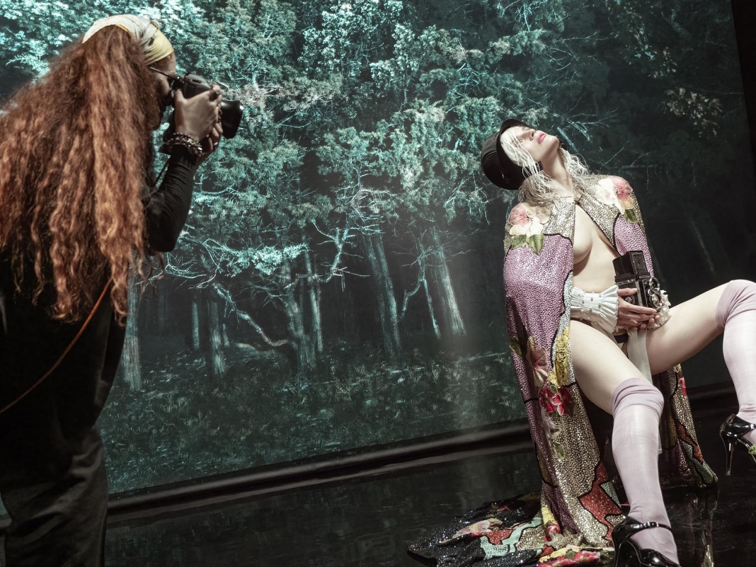 guinevere_van_seenus_the_photographer