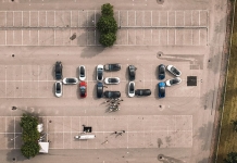 Clientes da Tesla cumprem greve de fome em protesto contra problemas