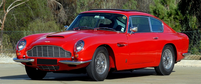 1 Aston-Martin-000-1