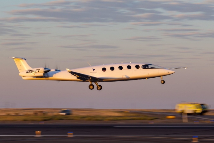 1 Eviations-Alice-Achieves-Milestone-with-First-Flight-of-All-Electric-Commuter-Aircraft-scaled
