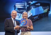 Mercedes-Benz eActros LongHaul recebe o “2023 Truck Innovation Award”