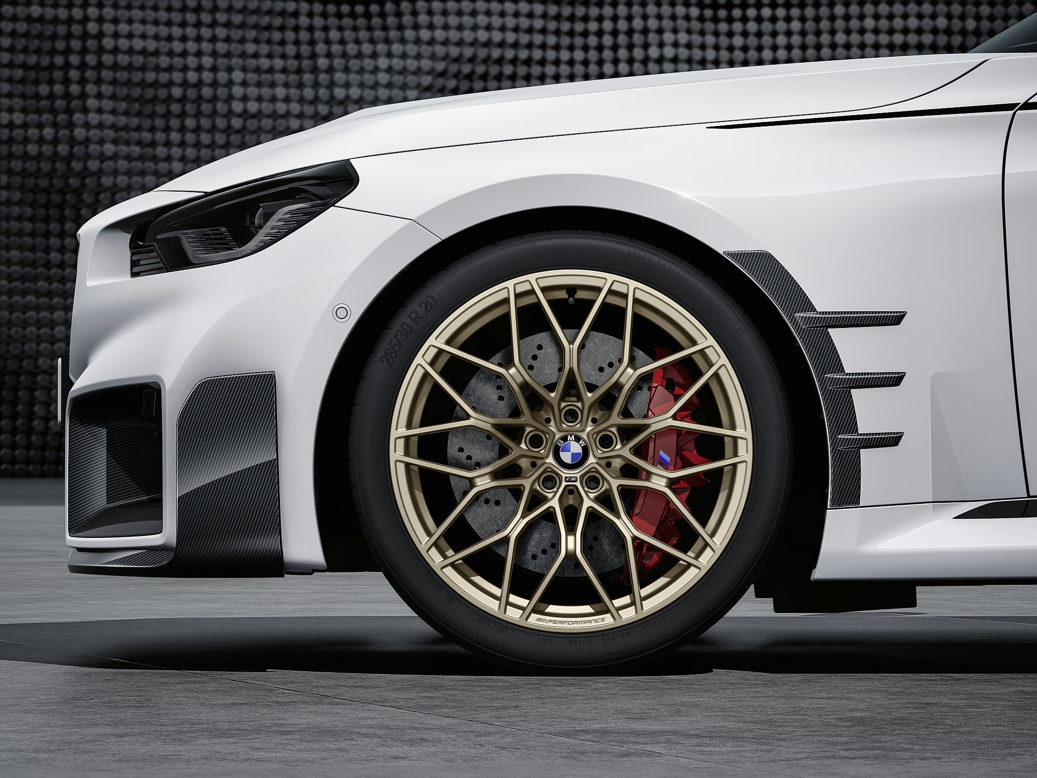 Puro DNA de pista: BMW M Performance Parts deixam o M2 ainda mais com cara  de carro de corrida
