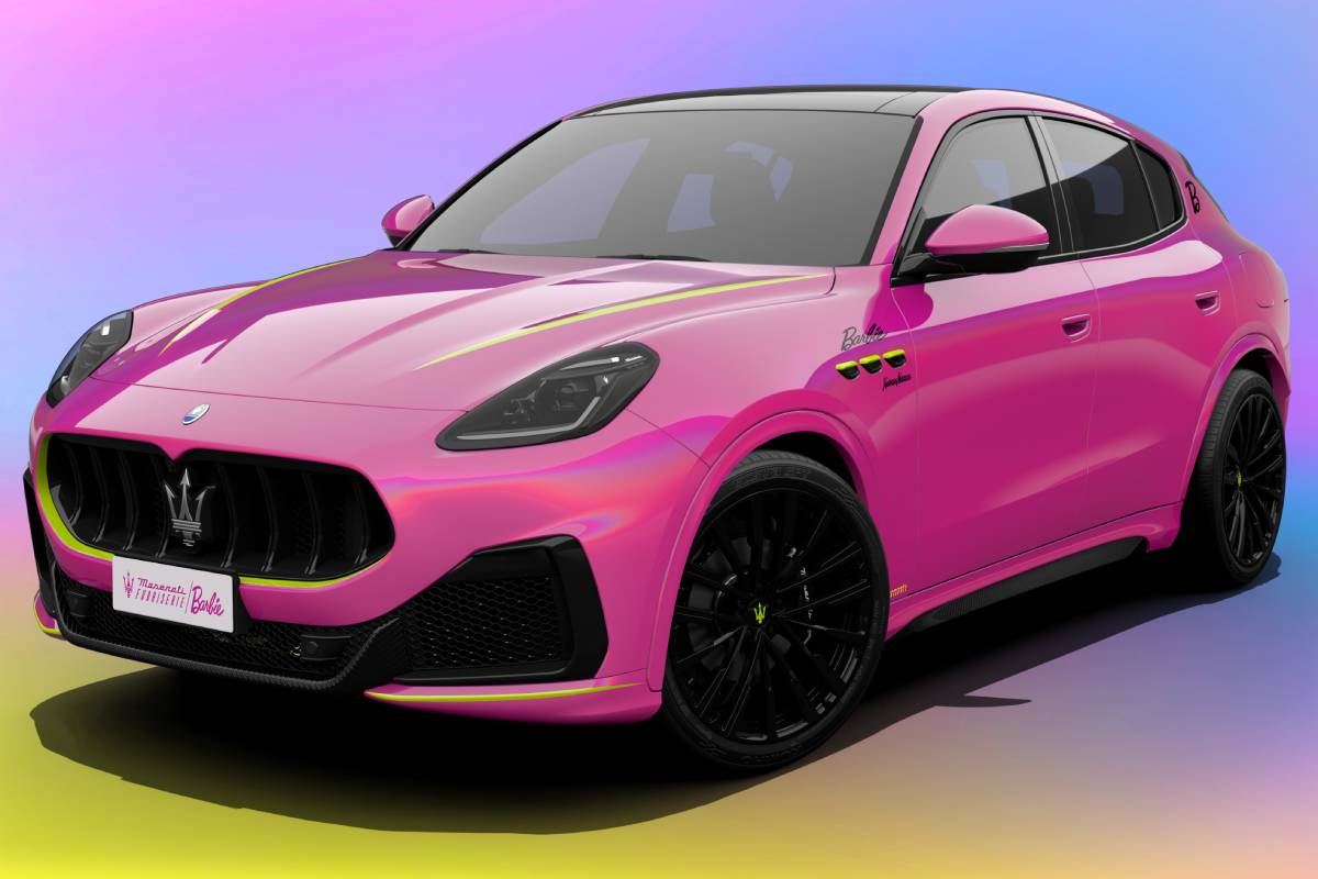 Novo carro da Barbie é um “brinquedo” com 530 cv e custa 330.000 €