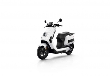 Niu exibe na Alfândega do Porto a scooter elétrica NQI Cargo