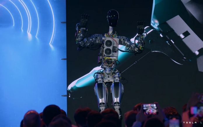 Tesla-unveils-Optimus-its-futuristic-humanoid-robot-for-less-than