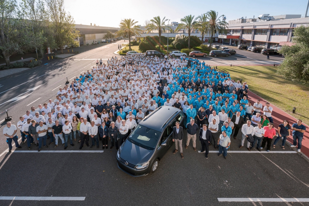 Volkswagen_Sharan_Equipas-1