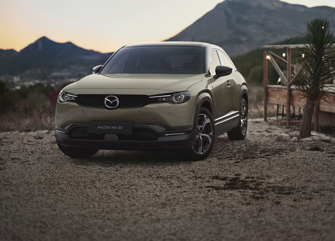 2022_mazda_mx-30_global_zs_still_09_highres