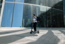 Petição para tornar obrigatório uso de capacete em trotinetes conta já com 2 mil assinaturas
