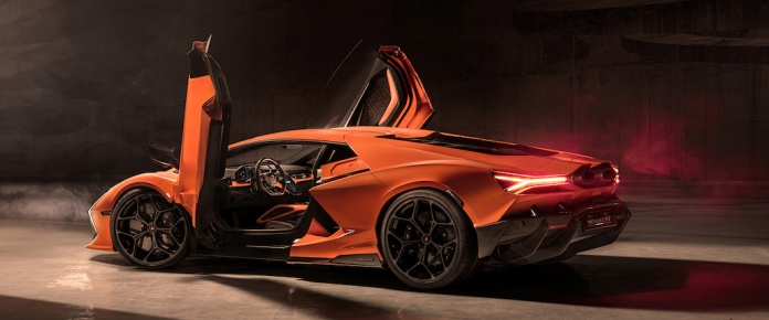 1 lamborghinirevuelto