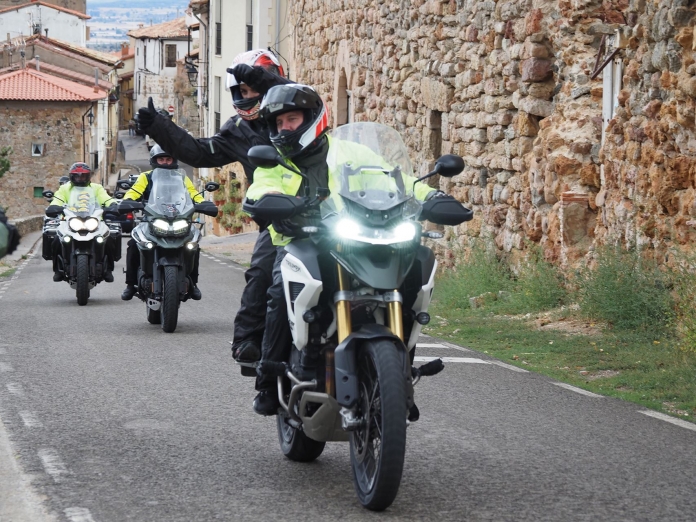 ablomm0zars5fgjkkihvdpwtni2