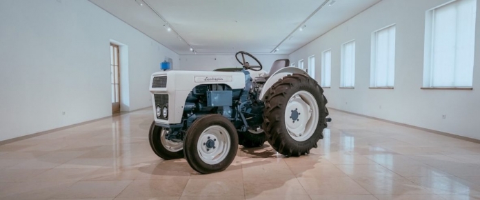 1 tractor-e1694336786985