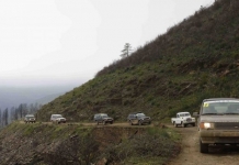 Aniversário da Land Rover celebrado nas alturas
