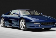 Único Ferrari F355 Berlinetta Blu Scuro está à venda