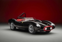 Compras de luxo com sabor eléctrico: Ferrari Testa Rossa J já à venda no Harrods