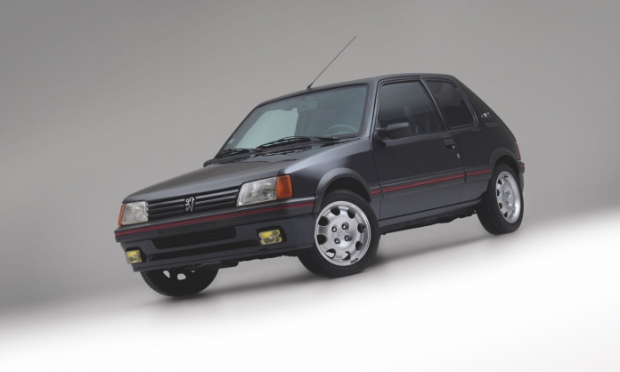 Peugeot-205-GTI-Armor-01