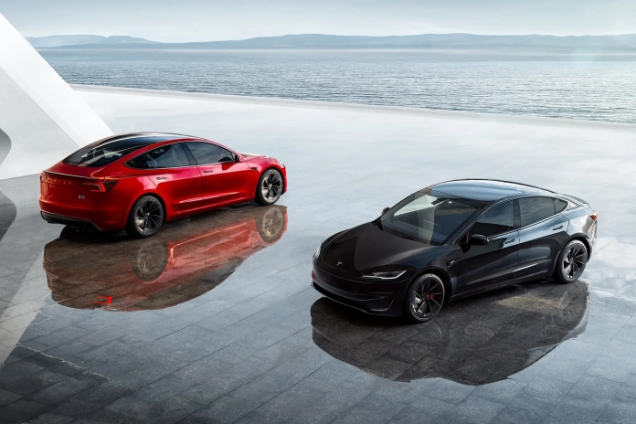 Tesla-Model-3-Performance-02-1