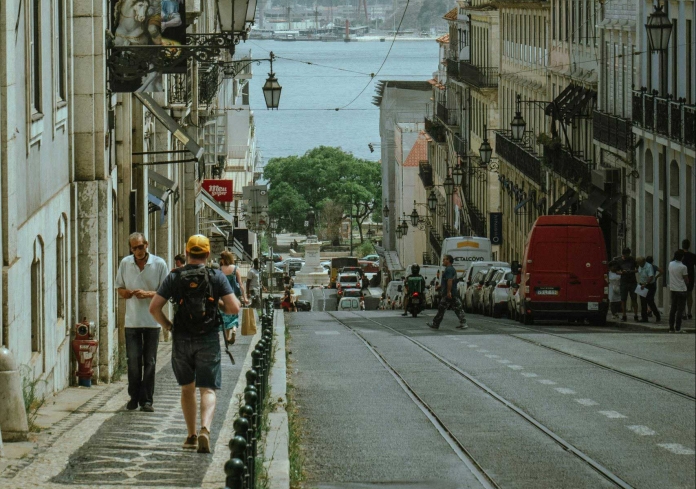 pexels-fran-fruh-15948457-scaled-e1714501640617