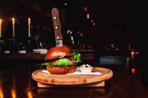 carne de vaca. hambúrguer, proteína