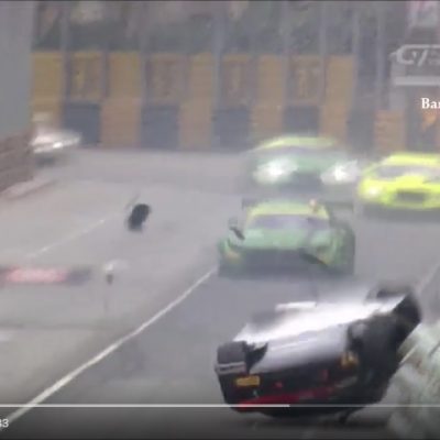 Vídeo GP de Macau: O incrível acidente de Laurens Vanthoor