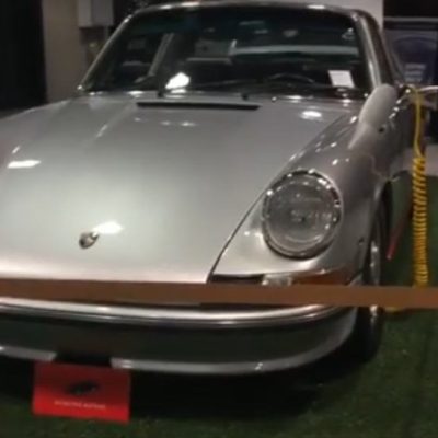 Porsche 911 elétrico recorre a bateria do Tesla Model S