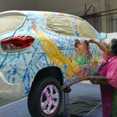 Artista plástico faz de Renault uma tela