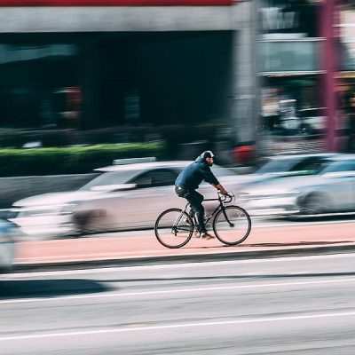Dica simples para evitar acidentes graves com ciclistas