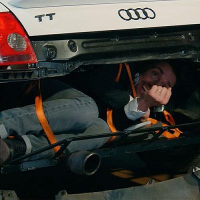 Clarkson polémico ao mostrar como esconder imigrantes ilegais em carros