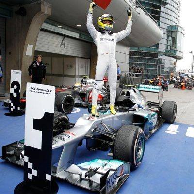Recorde o primeiro triunfo de Nico Rosberg na F1