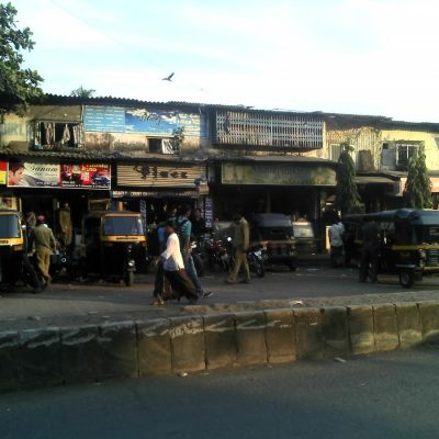 Do luxo do Dubai à miséria em Mumbai