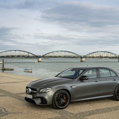 Nunca se venderam tantos Mercedes-Benz em Portugal como em 2016