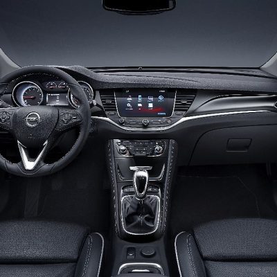 Opel Astra BiTurbo CTDI: Domingo desportivo