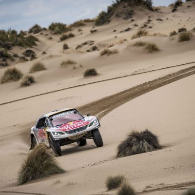 Dakar 2017, Etapa 7: Peterhansel vence e alarga a vantagem
