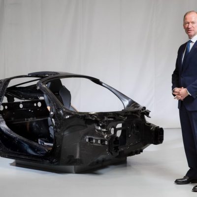 McLaren e a magia da fibra de carbono